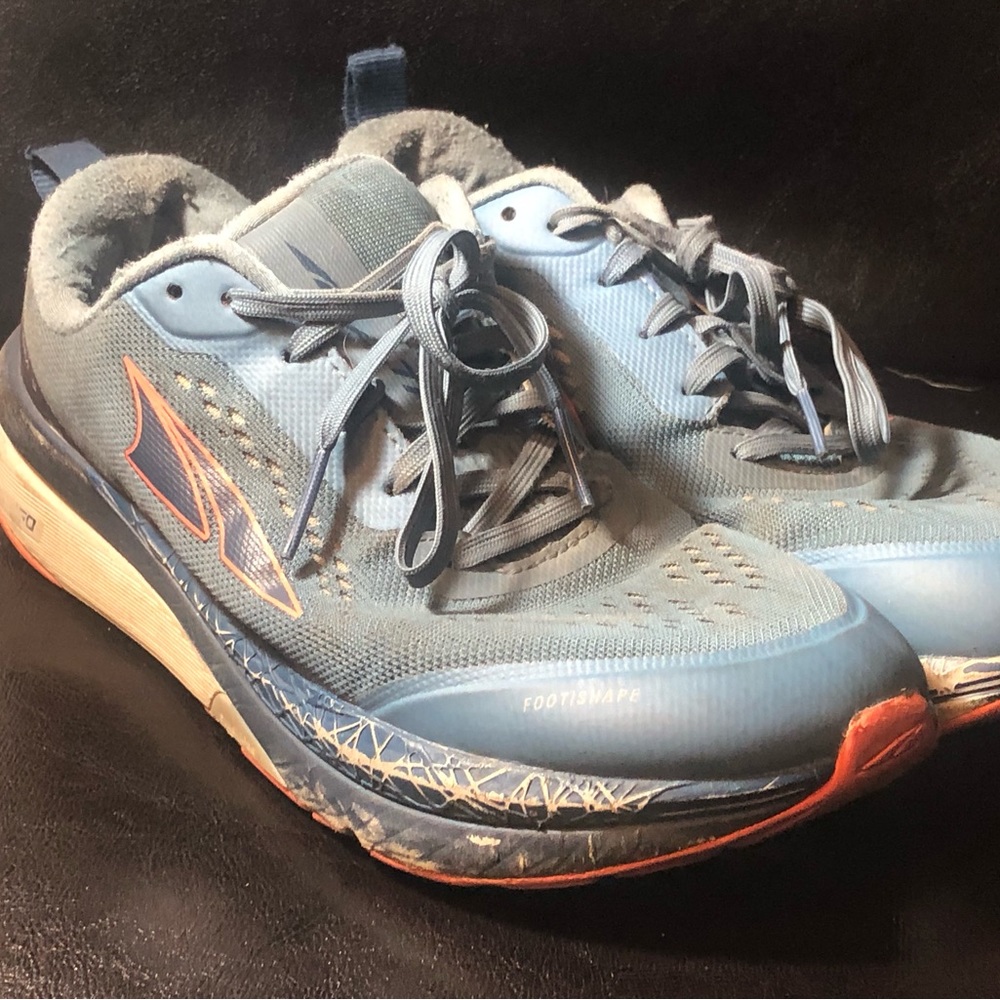 Altra Paradigm 6 Womens Running Shoes Blue Coral ALOA4VQY460 Sneakers Size 9.5